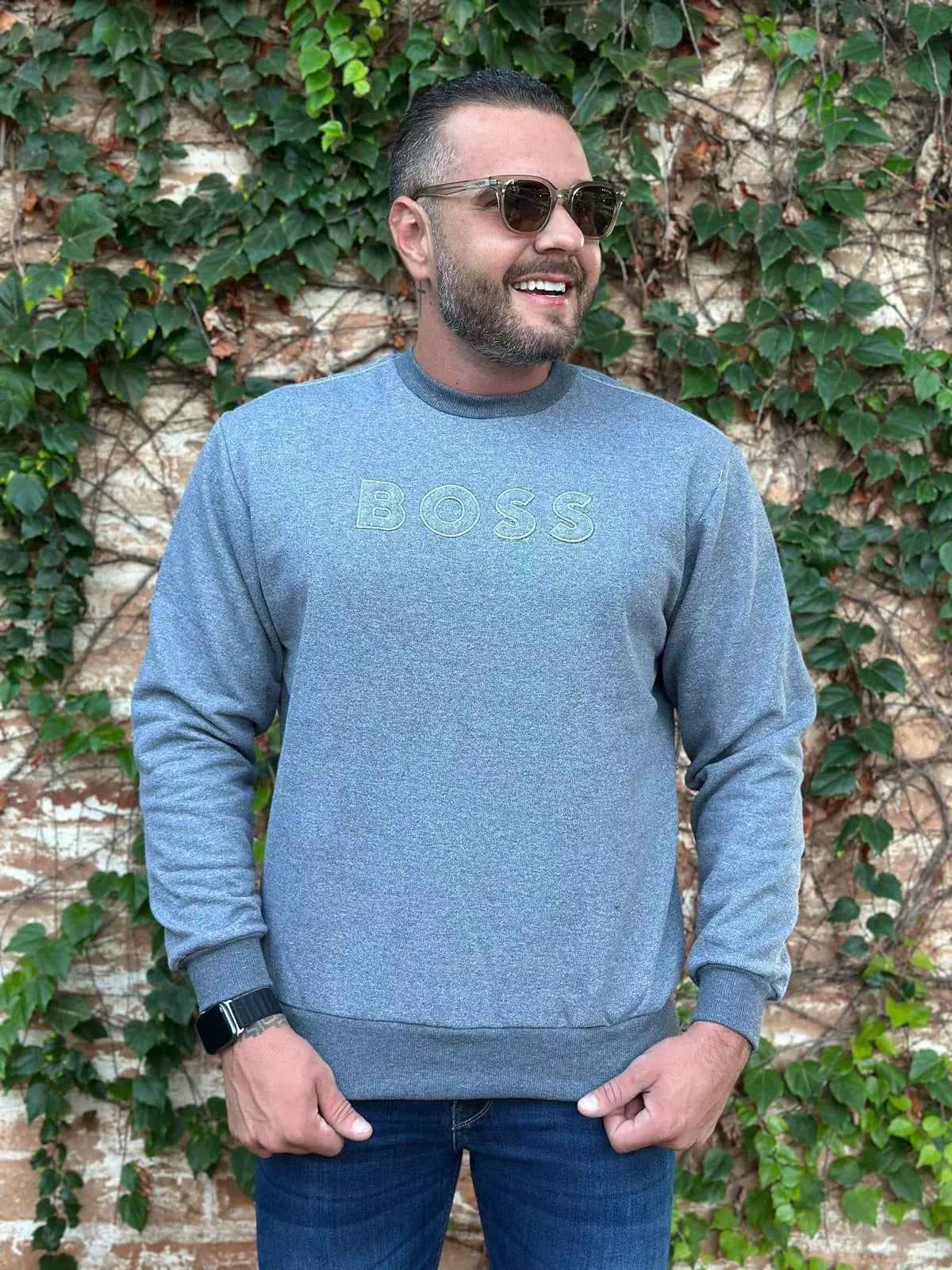 Blusa Moletom Boss Monocromático Cinza em Algodão e Poliéster