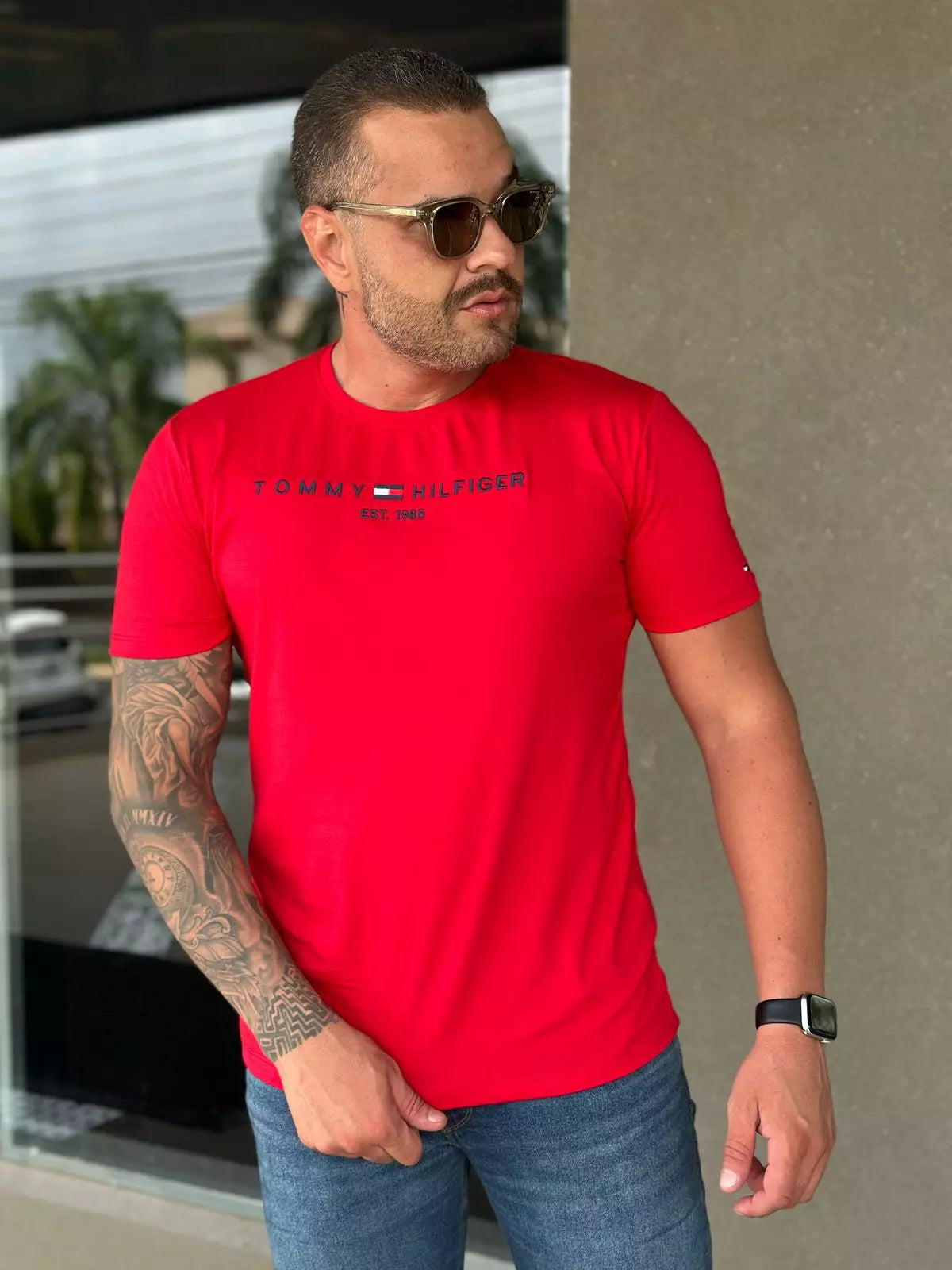 Camiseta Masculina Manga Curta Cor Vermelha em Seda Pima