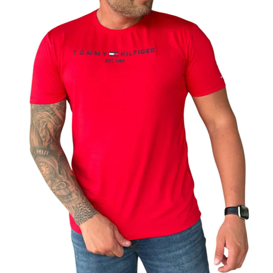 Camiseta Masculina Manga Curta Cor Vermelha em Seda Pima