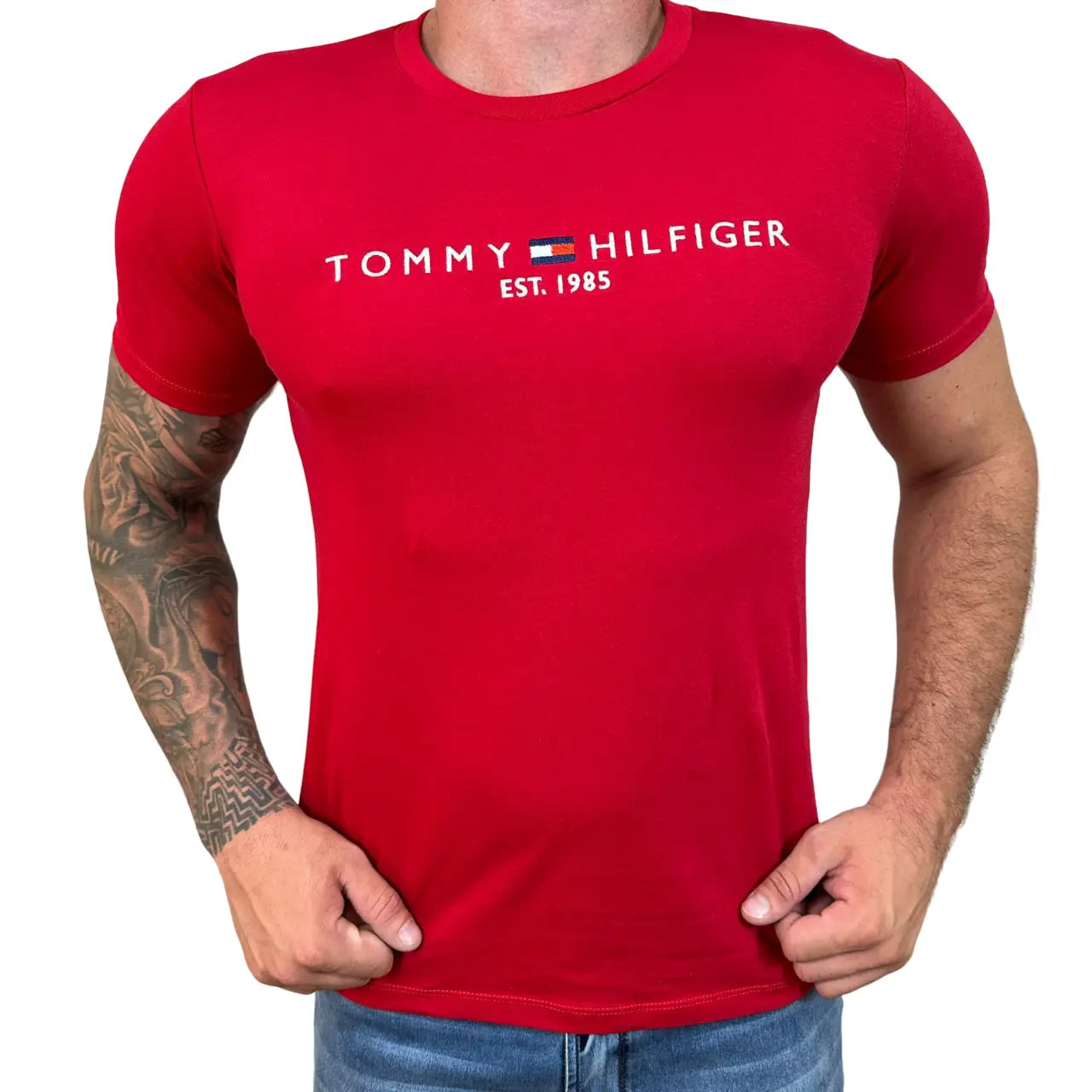 Camiseta T. Hilfiger Masculina Manga Curta Cor Vermelha