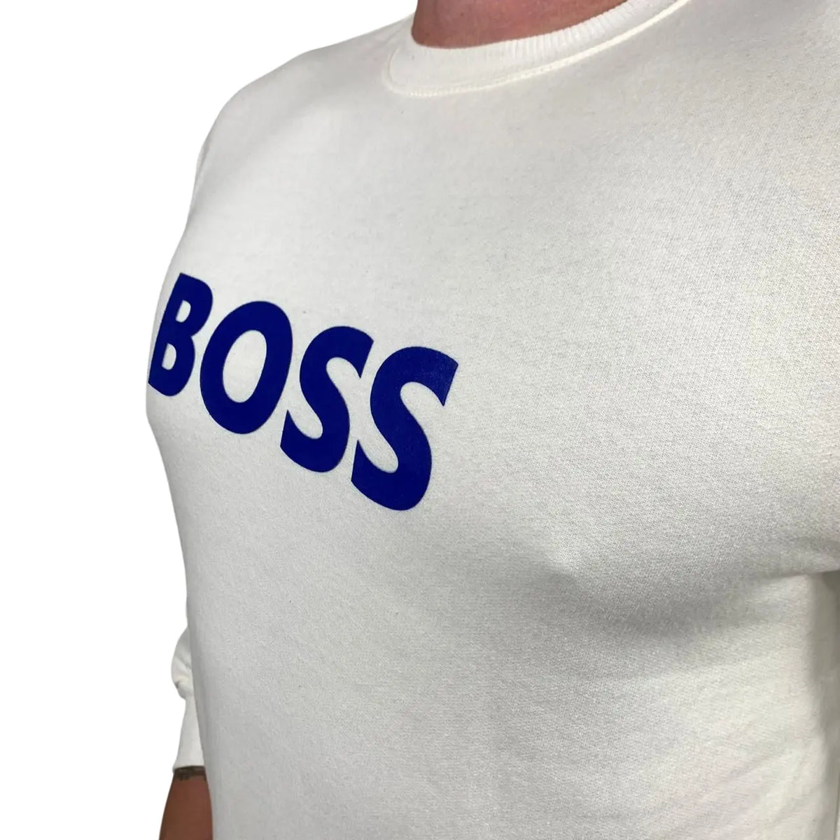 Blusa Moletom Boss Monocromático Branco e Logo Azul em Algodão