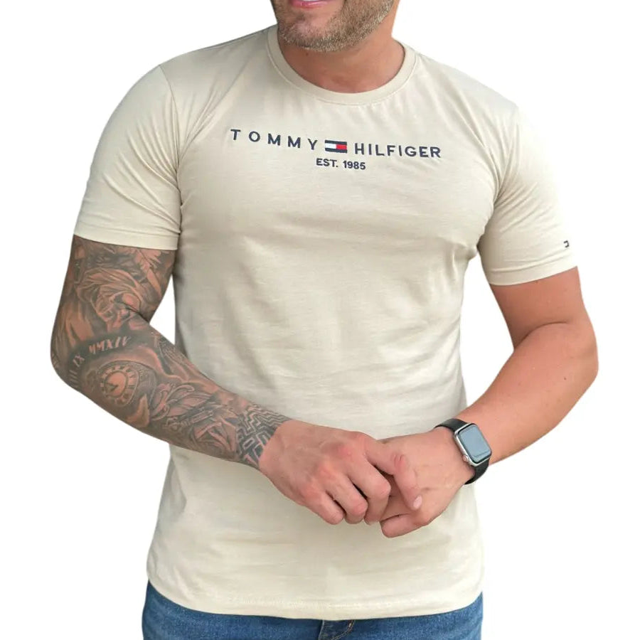 Camiseta T. Hilfiger Masculina Manga Curta Cor Bege