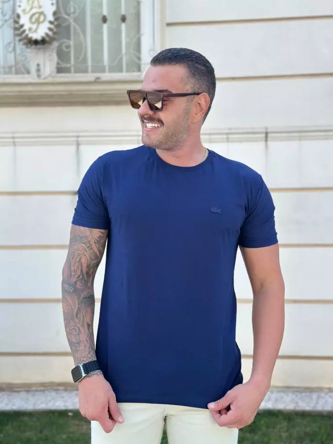 Camiseta Masculina Manga Curta Cor Azul em Seda Pima